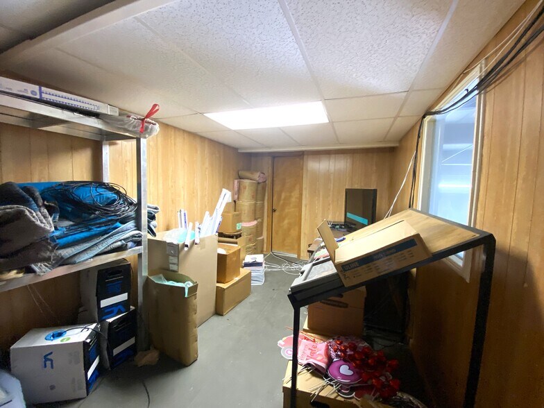 More Photos Of 100 Access Rd, Gaston Warehouse For Sale