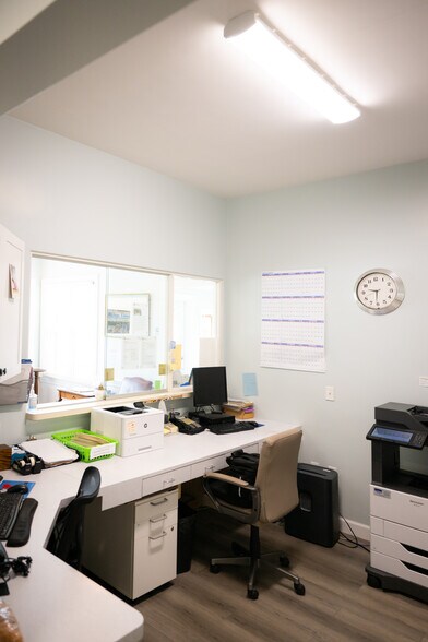 More Photos Of 2 Reedsdale Road, Milton Medical For Sale