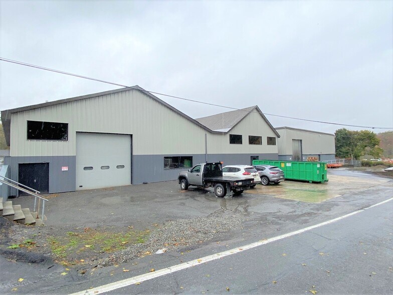 More Photos Of 164 Seneca Rd, Lehighton Warehouse For Lease