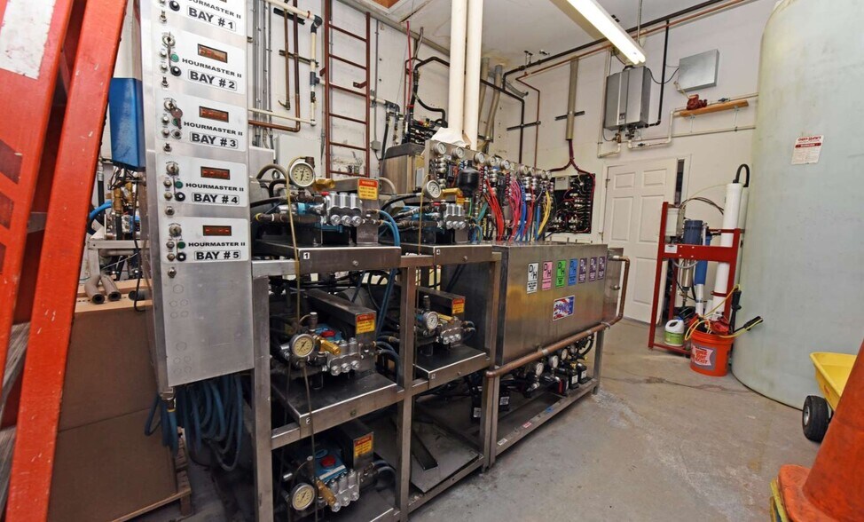 More Photos Of 692 Highway 515 E, Blairsville Carwash For Sale