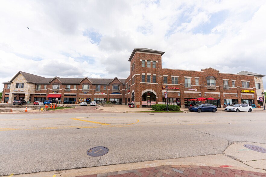 More Photos Of 241 S Main St, Bartlett Apartments For Lease