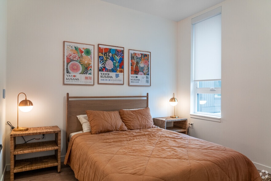 More Photos Of 492 NE 2nd St, Gresham Apartments For Lease
