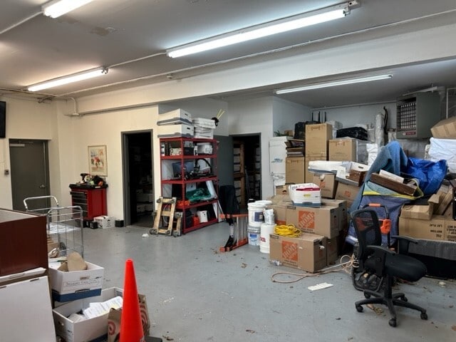 More Photos Of 71 Gazza Blvd, Farmingdale Office For Sale