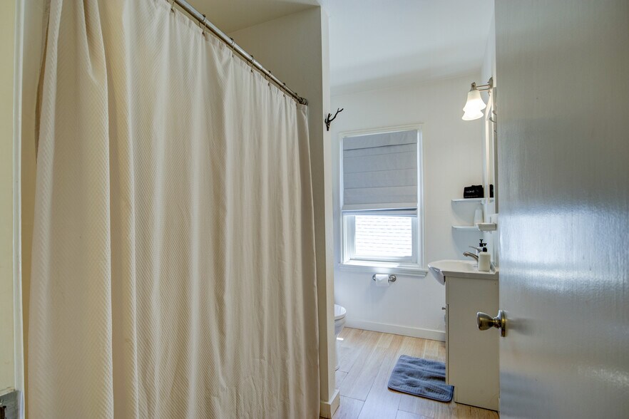 More Photos Of 200 Main St, Downieville Storefront Retail Residential For Sale