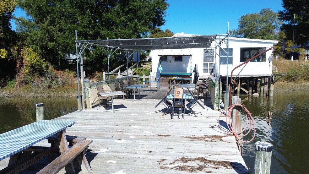 More Photos Of 38869 Morris Point Rd, Abell Restaurant For Sale