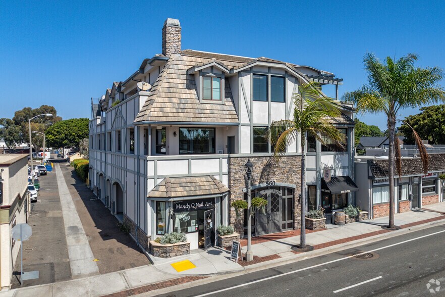 Primary Photo Of 560 Carlsbad Village Dr, Carlsbad General Retail For Sale