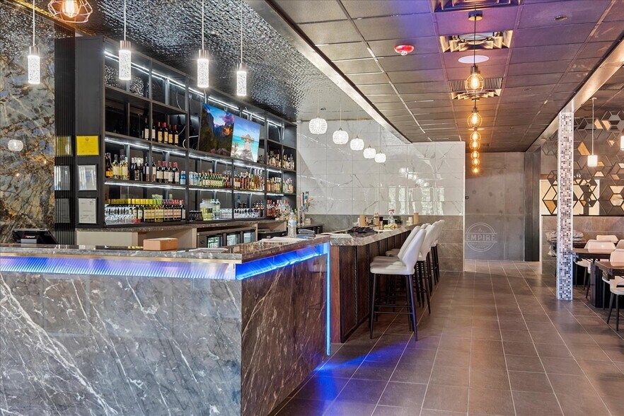More Photos Of 2100 W White Oaks Dr, Springfield Restaurant For Sale