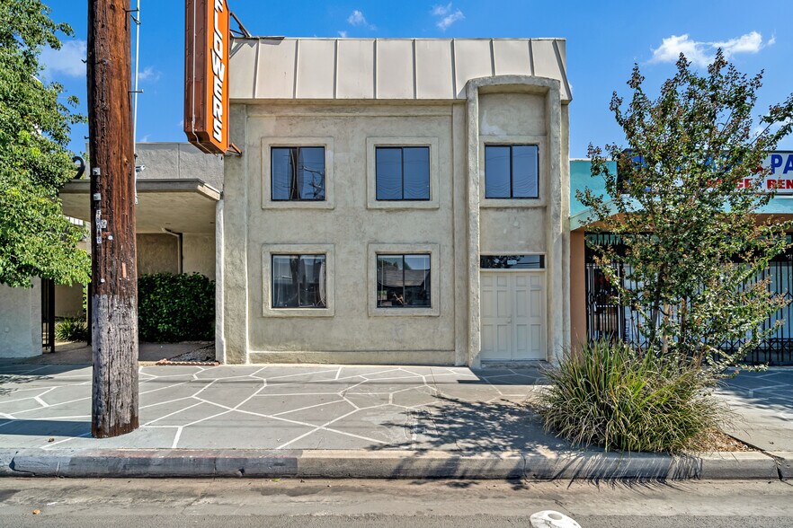 More Photos Of 8926 Reseda Blvd, Northridge Restaurant For Lease