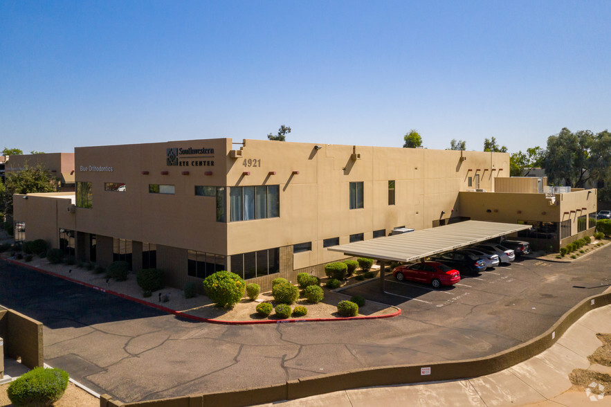 Primary Photo Of 4921 E Bell Rd, Scottsdale Medical For Lease