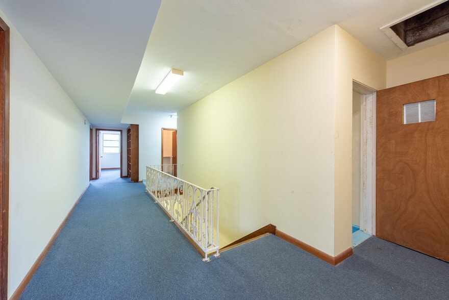 More Photos Of 4608 N Nebraska Ave, Tampa Religious Facility For Sale