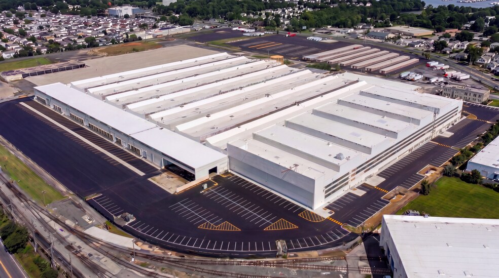 More Photos Of 2800 Eastern Blvd, Middle River Distribution For Lease