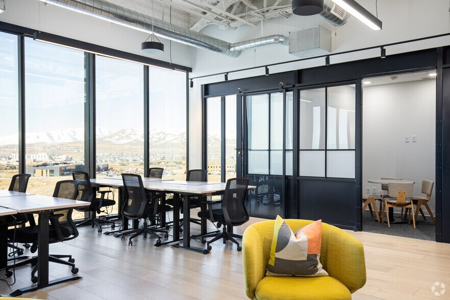 More Photos Of 2701 N Thanksgiving Way, Lehi Coworking Space