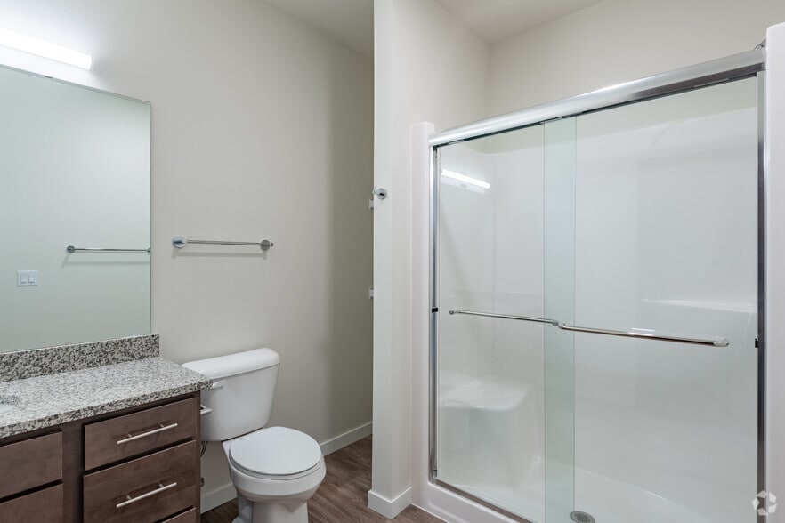 More Photos Of 1482 S 84th St, West Allis Apartments For Lease