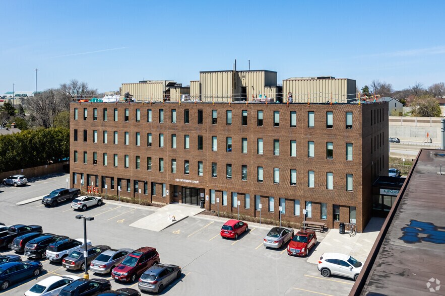More Photos Of 1150 Morrison Dr, Ottawa Office For Lease