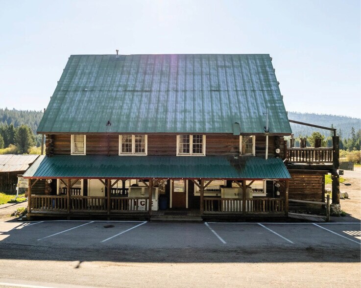 More Photos Of 9738 Highway 55, Cascade Restaurant For Sale