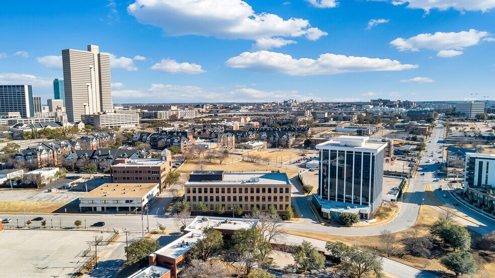 More Photos Of 100 Lexington St, Fort Worth Office For Lease