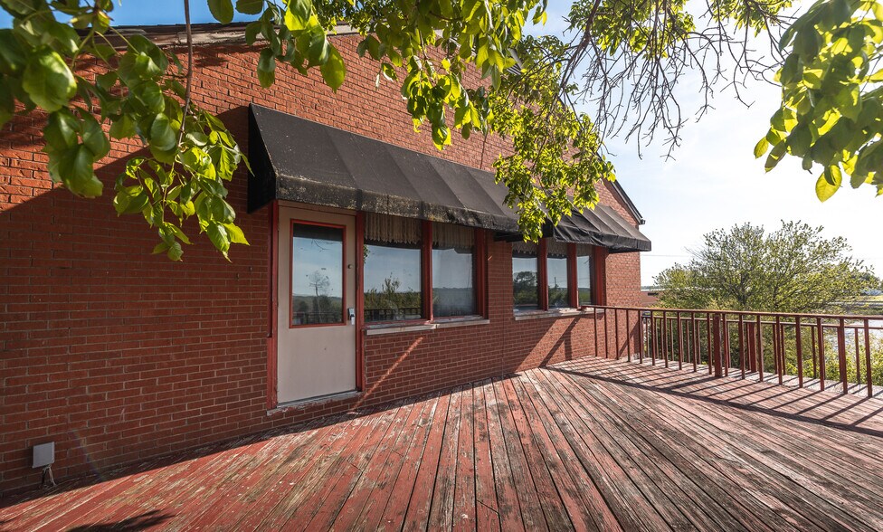 More Photos Of 9180 State Route 140, Hamel Restaurant For Sale