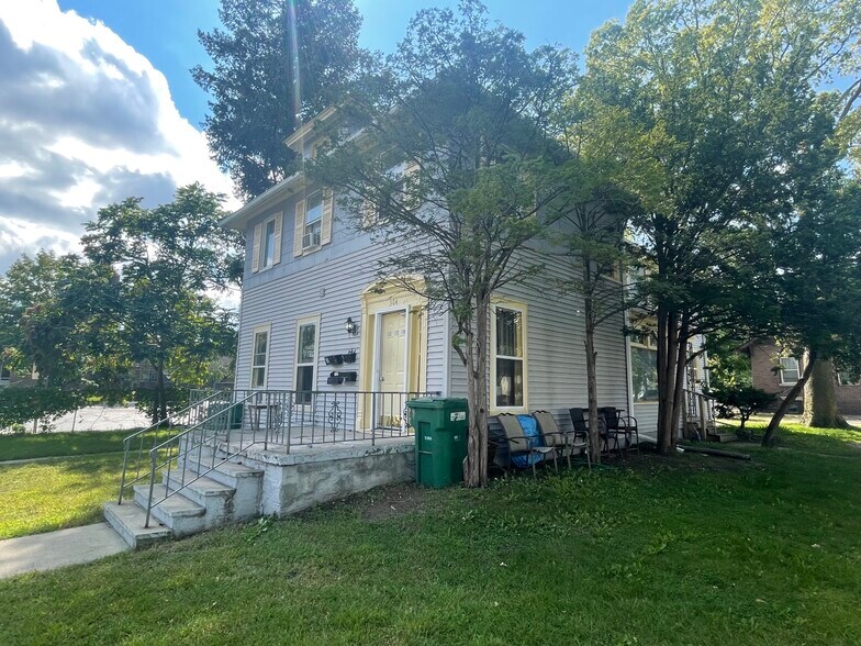 More Photos Of , Mount Pleasant Multifamily For Sale