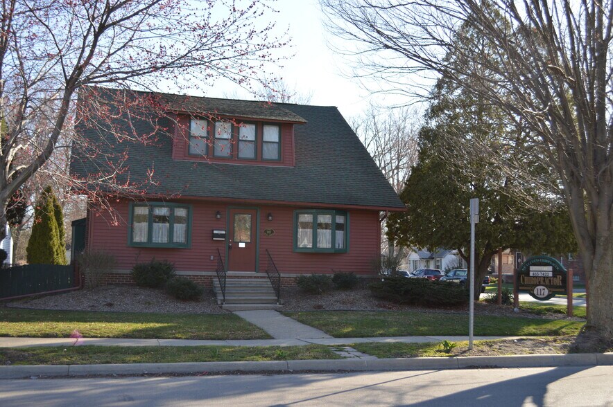 More Photos Of 117 Crocker Blvd, Mount Clemens Office Residential For Sale
