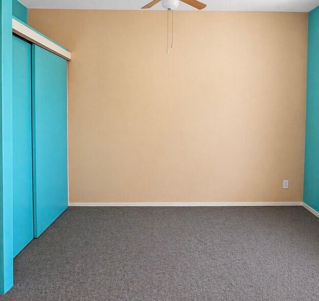 More Photos Of 7215 73rd St, Glendale Land For Sale