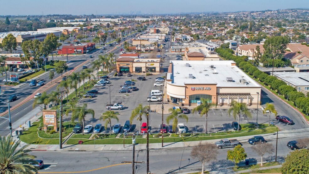 More Photos Of 9333 Whittier Blvd, Pico Rivera Drugstore For Lease