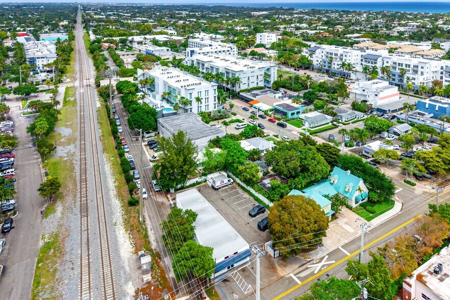More Photos Of 301 NE 1st St, Delray Beach Freestanding For Sale