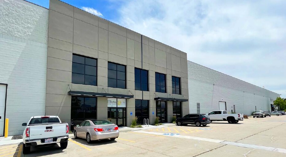 Primary Photo Of 2580-2620 S Decker Lake Blvd, Salt Lake City Manufacturing For Lease