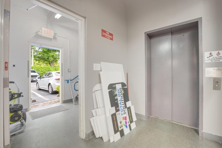 More Photos Of 6775 NW 15th Ave, Fort Lauderdale Warehouse For Sale