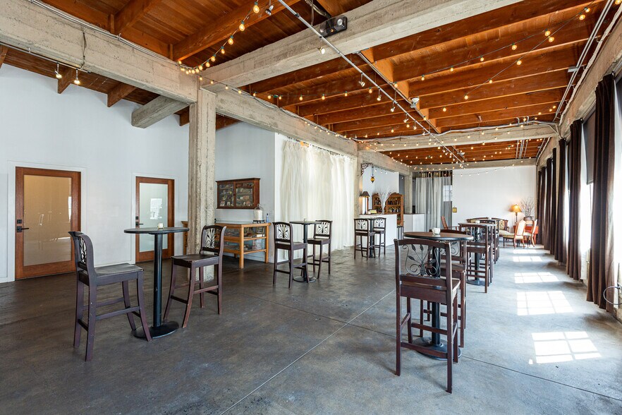 More Photos Of 1069-1073 Howard St, San Francisco Storefront Retail Office For Sale
