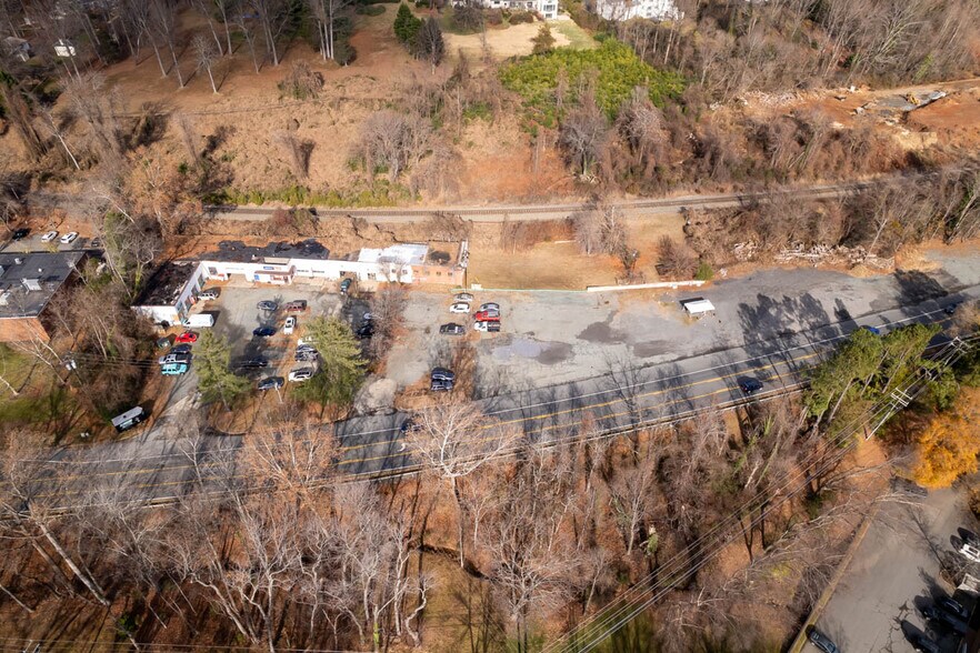 More Photos Of 2845 Ivy Rd, Charlottesville Service For Sale