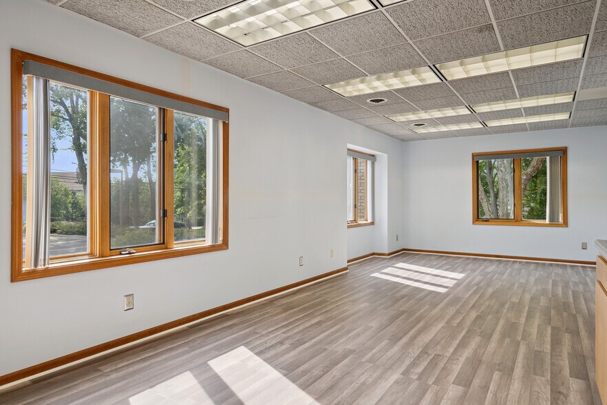 More Photos Of 1181 N Milford Rd, Milford Medical For Lease