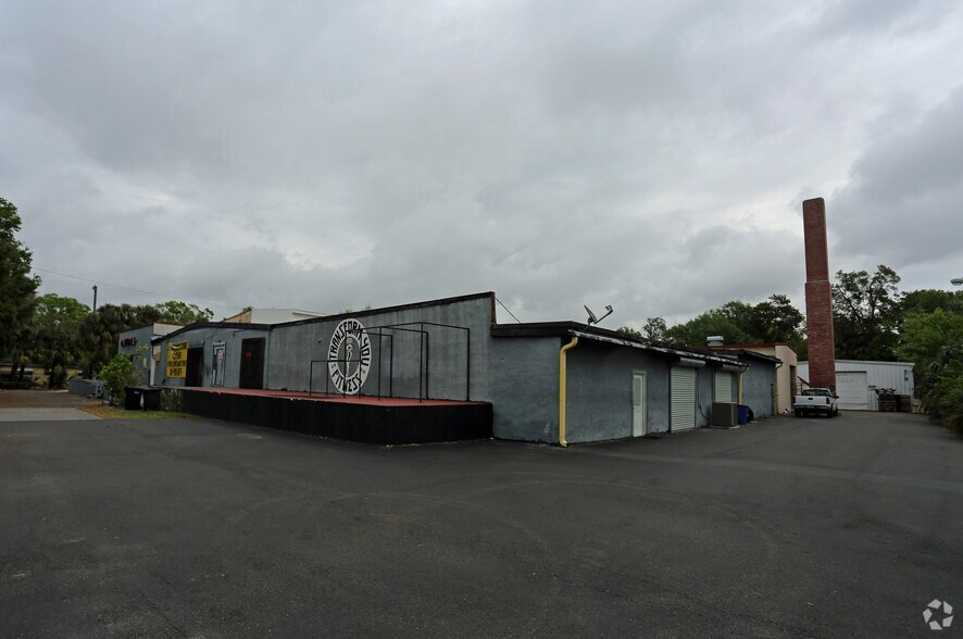 More Photos Of 4214 W Virginia Ave, Tampa Warehouse For Lease