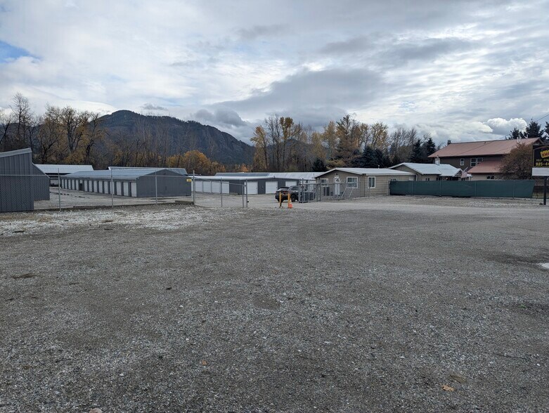 More Photos Of 2194-2198 Sand Canyon Rd, Chewelah Self Storage For Sale