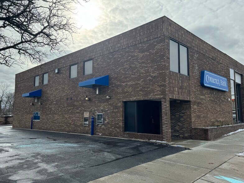 More Photos Of 114 E Michigan Ave, Saline General Retail For Sale
