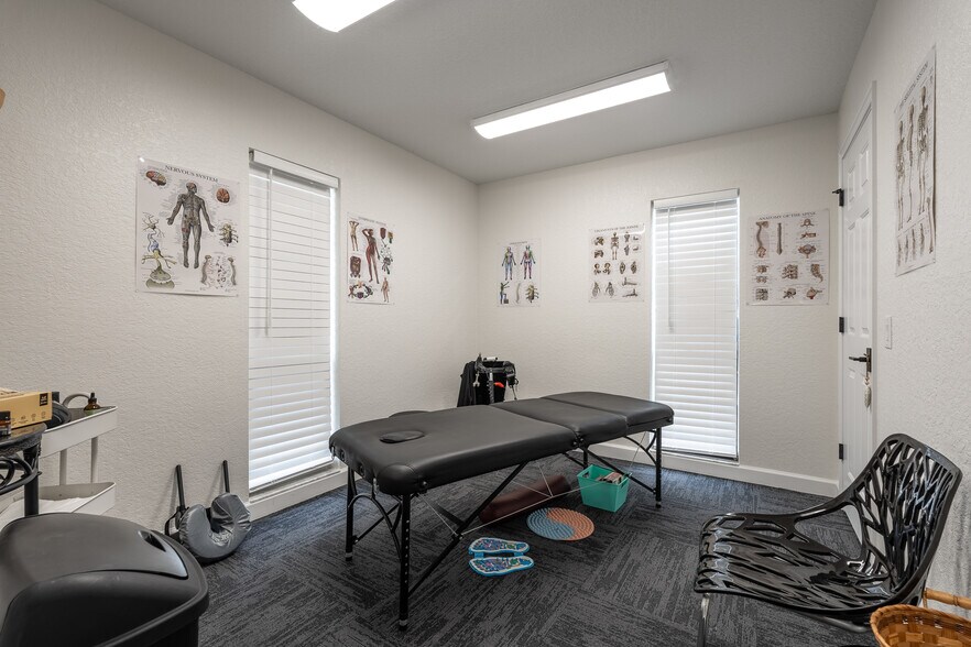 More Photos Of 1720 SE County Highway 484, Belleview Office For Sale