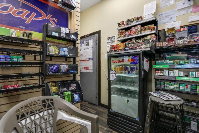 More Photos Of 13730 Livernois Ave, Detroit General Retail For Sale
