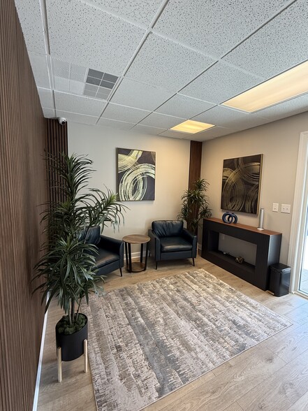 Primary Photo Of 10021 Park Cedar Dr, Charlotte Medical For Lease