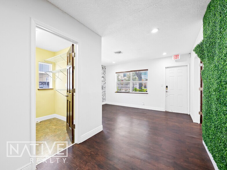 More Photos Of 642 NE 3rd Ave, Fort Lauderdale Office For Lease