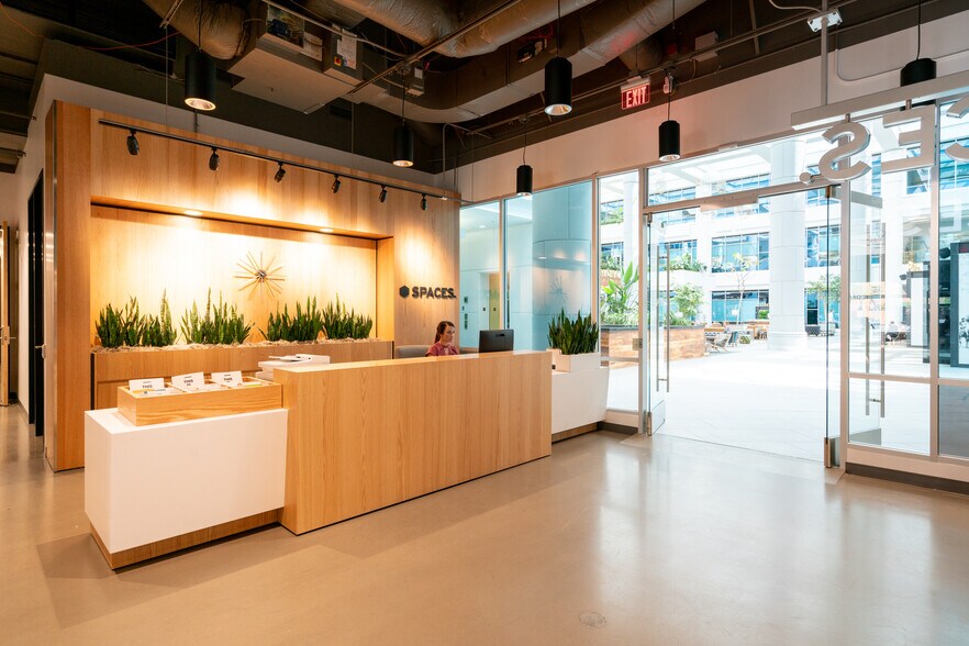 More Photos Of 4343 N Scottsdale Rd, Scottsdale Coworking Space