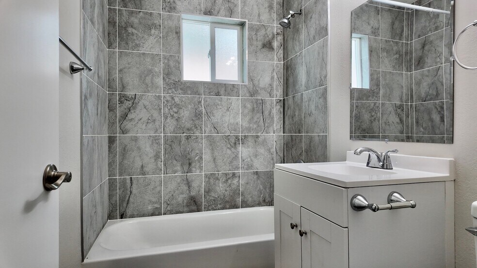 More Photos Of 1338 E Fillmore St, Phoenix Apartments For Sale