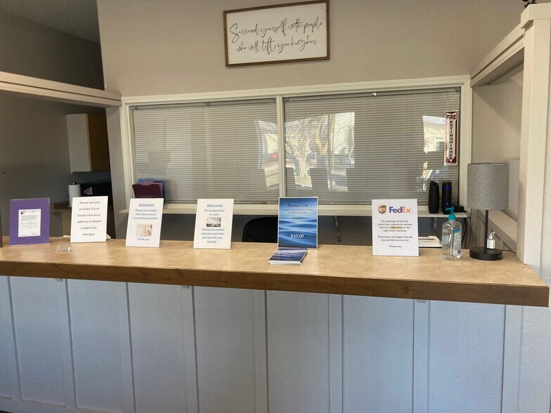 More Photos Of 5920 N Government Way, Coeur d'Alene Office For Lease