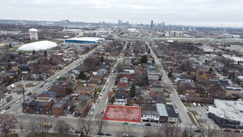 More Photos Of 3142 Lake Shore Blvd W, Toronto Land For Lease
