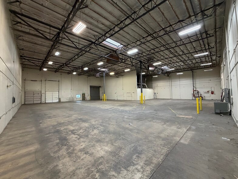 More Photos Of 911 Linda Way, Sparks Warehouse For Lease
