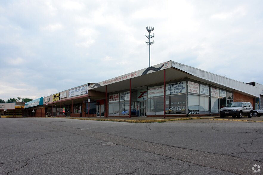 More Photos Of 1314-1536 Whipple Ave NW, Canton General Retail For Lease