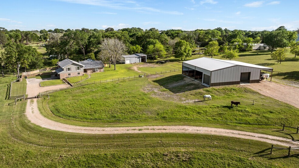 More Photos Of 2355 Jackson League Cir, Brenham Lodge Meeting Hall For Sale