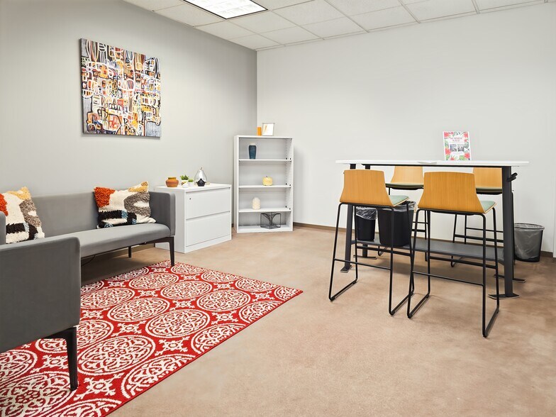 More Photos Of 8215 Sw Tualatin Sherwood Rd, Tualatin Coworking Space