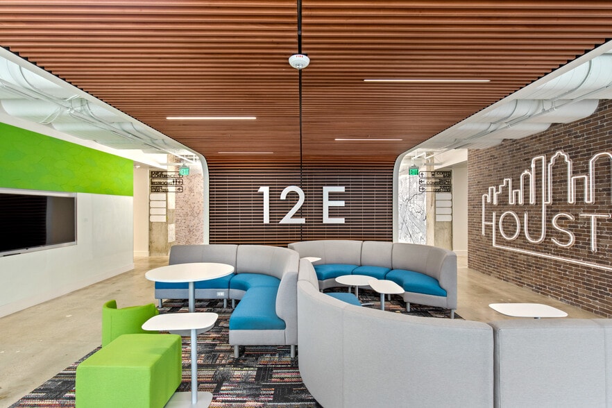 More Photos Of 5065-5075 Westheimer Rd, Houston Office For Lease