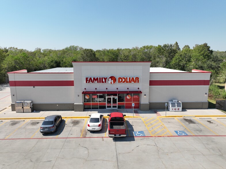 Primary Photo Of 18806 Pearland Sites Rd, Pearland General Retail For Sale