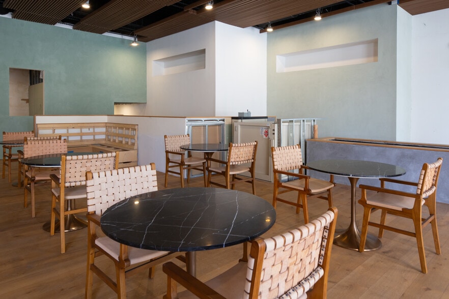 More Photos Of 915 Wilshire Blvd, Los Angeles Office For Lease