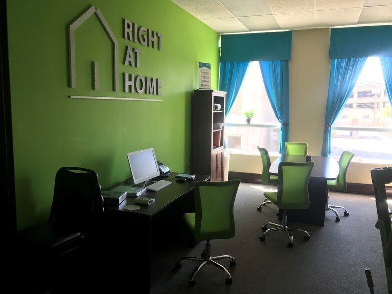 More Photos Of 128 W High St, Lima Office For Sale